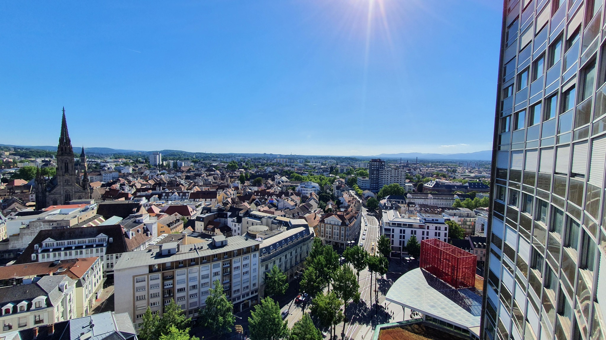 Toits de Mulhouse vus depuis la Tour de l'Europe — parc immobilier mulhousien ancien